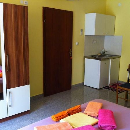 Triglav Studio Apartments 2 Punat Buitenkant foto